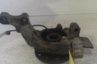 Moyeu avant gauche OPEL ASTRA H Photo n°1