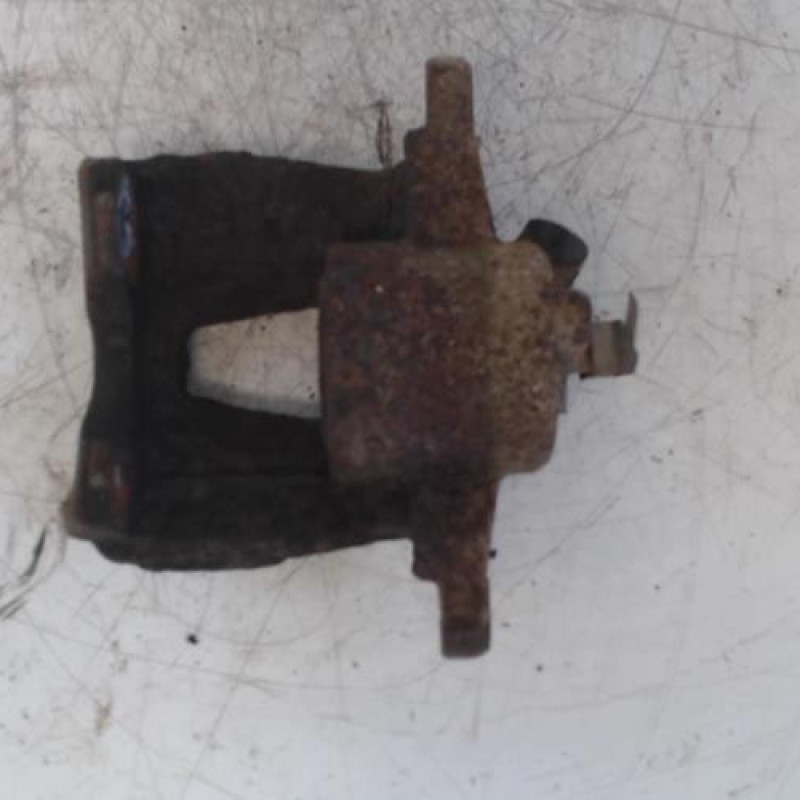 Etrier avant gauche (freinage) FIAT 500 2 Etrier avant gauche (freinage) FIAT 500 2