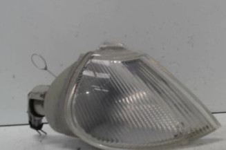 Optique avant secondaire droit (feux)(clignotant) RENAULT LAGUNA 1 Photo n°1