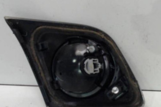 Feu arriere secondaire droit (feux) MAZDA 3 1