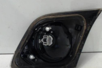 Feu arriere secondaire gauche (feux) MAZDA 3 1