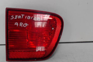 Feu arriere secondaire gauche (feux) SEAT IBIZA 2 Photo n°1