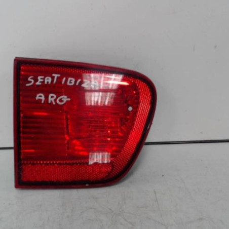 Feu arriere secondaire gauche (feux) SEAT IBIZA 2 Photo n°1