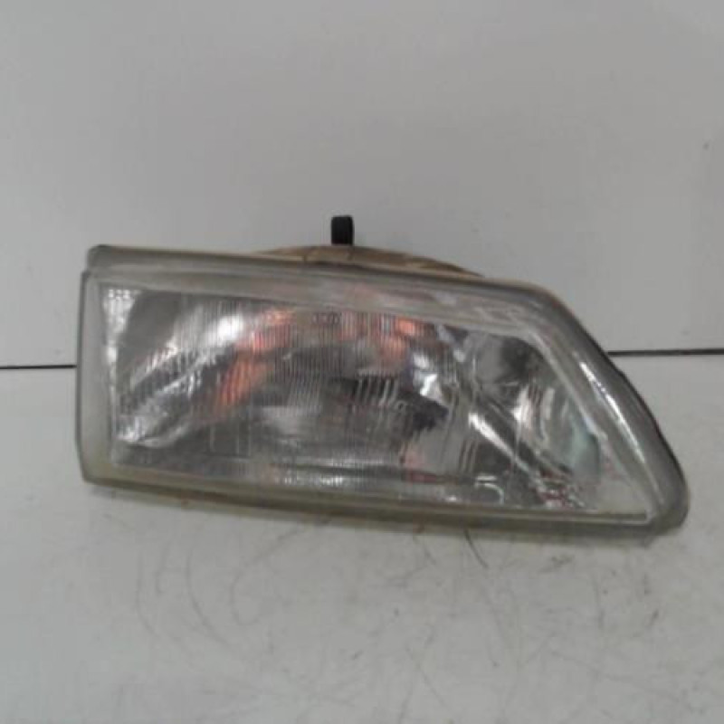 Optique avant principal droit (feux)(phare) PEUGEOT 106
