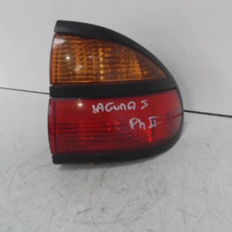 Feu arriere principal droit (feux) RENAULT LAGUNA 1