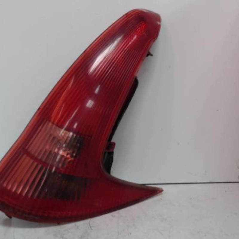 Feu arriere principal droit (feux) PEUGEOT 206
