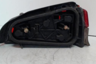 Feu arriere principal gauche (feux) PEUGEOT 106
