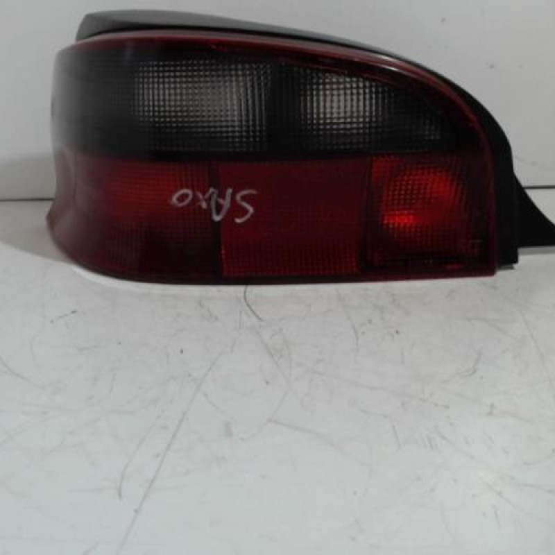 Feu arriere principal gauche (feux) CITROEN SAXO