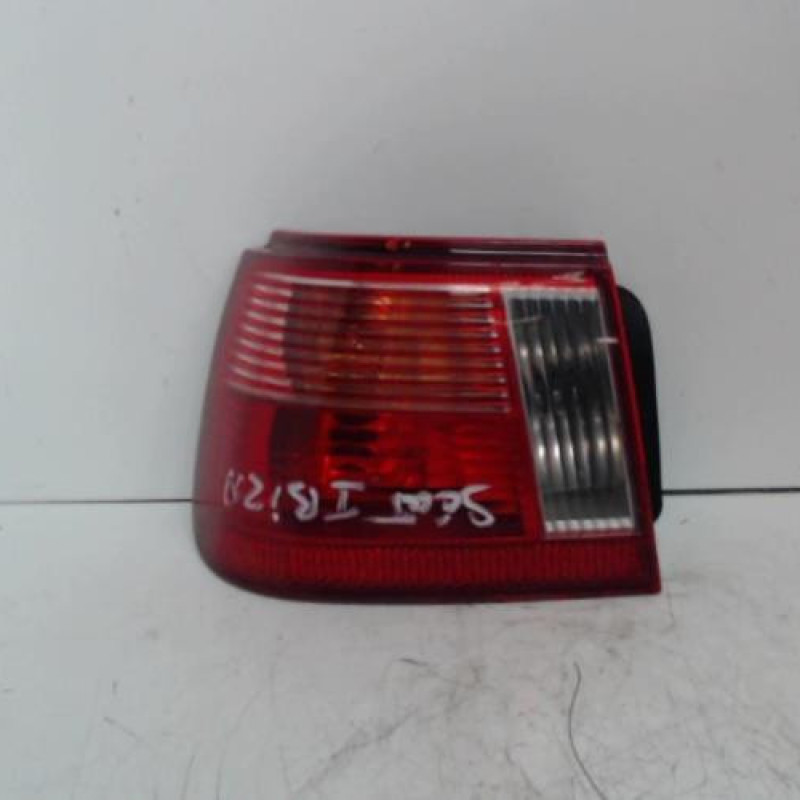 Feu arriere principal gauche (feux) SEAT IBIZA 2
