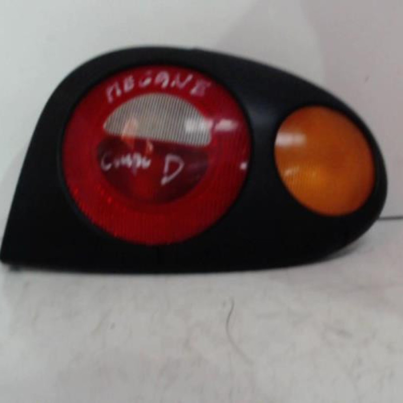 Feu arriere secondaire droit (feux) RENAULT MEGANE 1