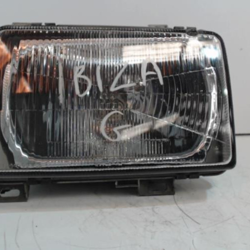 Optique avant principal gauche (feux)(phare) SEAT IBIZA 1