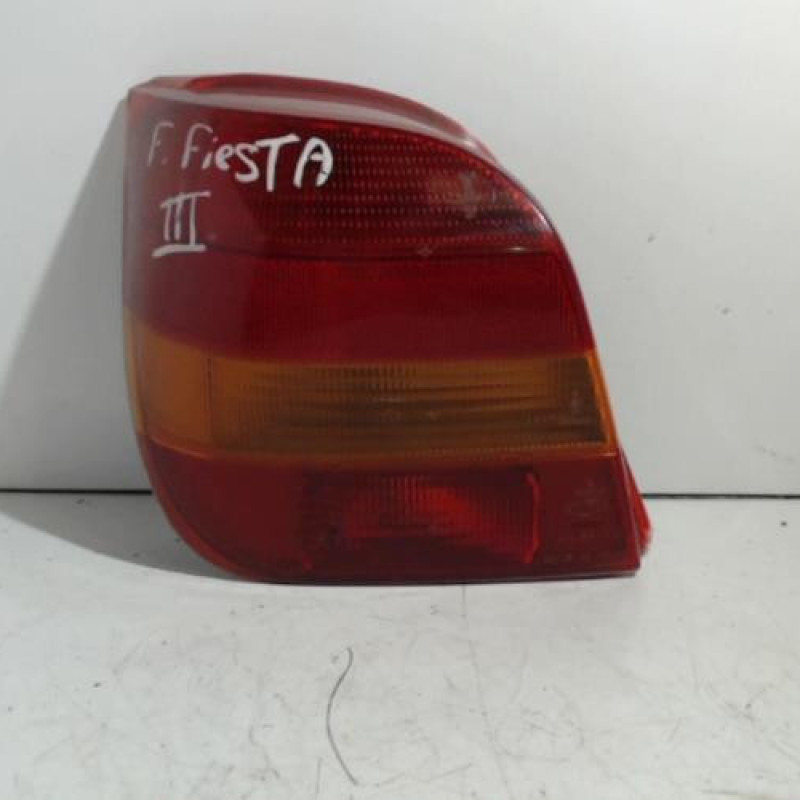 Feu arriere principal gauche (feux) FORD FIESTA 3