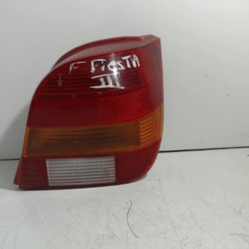 Feu arriere secondaire droit (feux) FORD FIESTA 3