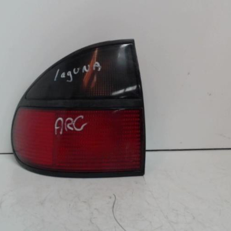 Feu arriere principal gauche (feux) RENAULT LAGUNA 1