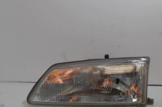 Optique avant principal gauche (feux)(phare) PEUGEOT 106 Photo n°1