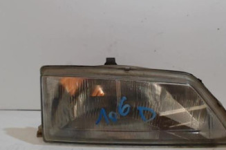 Optique avant principal droit (feux)(phare) PEUGEOT 106 Photo n°1