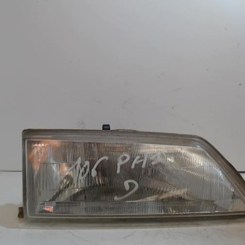Optique avant principal droit (feux)(phare) PEUGEOT 106