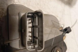 Serrure avant gauche CITROEN XSARA PICASSO Photo n°3