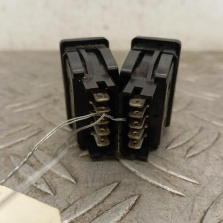 Interrupteur de leve vitre avant gauche PEUGEOT 106