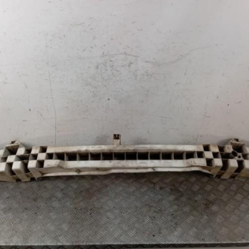 Absorbeur de pare choc arriere RENAULT CLIO 3