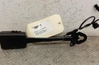 Attache ceinture avant droit SKODA SUPERB 2