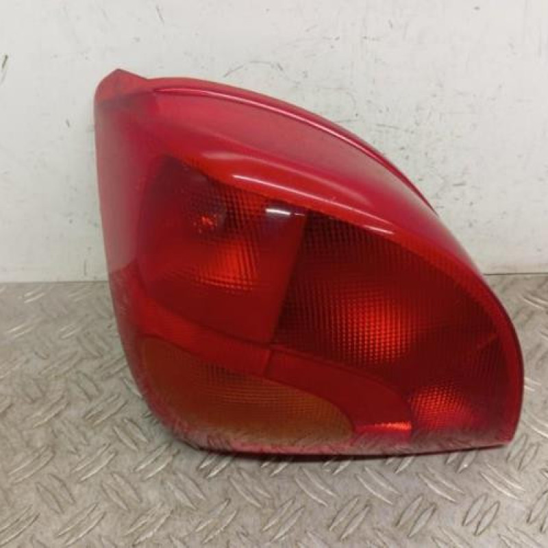 Feu arriere principal gauche (feux) FORD FIESTA 4