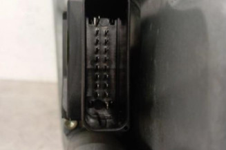 Leve vitre electrique arriere gauche VOLKSWAGEN GOLF 4 Photo n°3