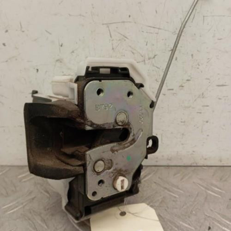 Serrure de porte laterale droite PEUGEOT BIPPER