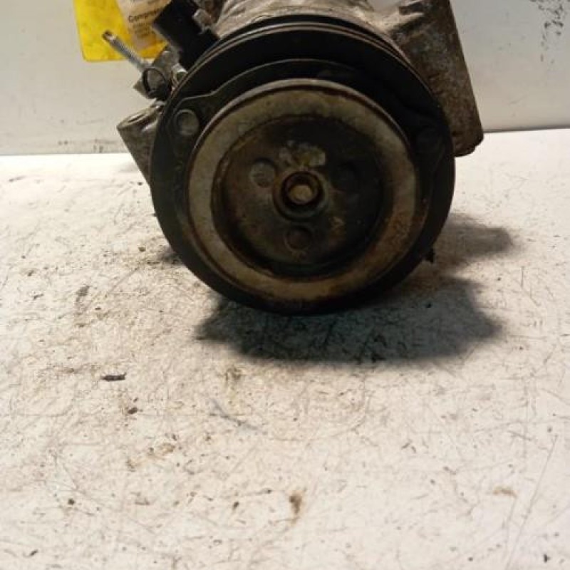 Compresseur clim FORD FIESTA 7 Compresseur clim FORD FIESTA 7