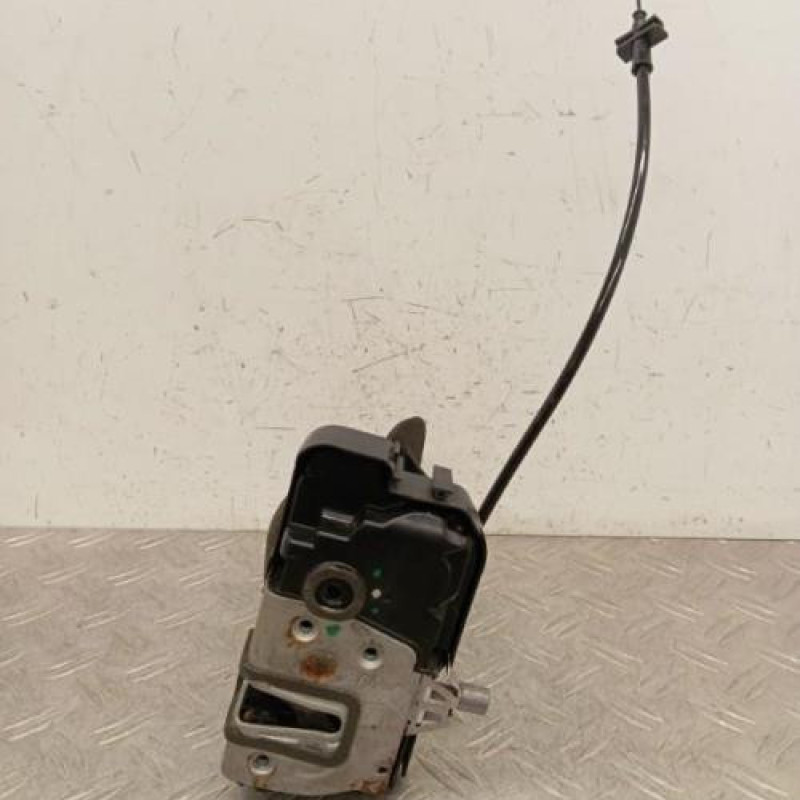 Serrure avant droit FORD FIESTA 7