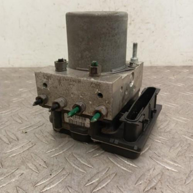 Bloc ABS (freins anti-blocage) RENAULT CLIO 3 Bloc ABS (freins anti-blocage) RENAULT CLIO 3