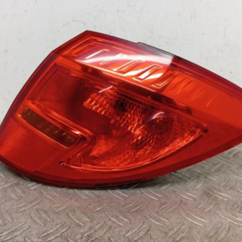 Feu arriere principal droit (feux) OPEL MERIVA B Feu arriere principal droit (feux) OPEL MERIVA B