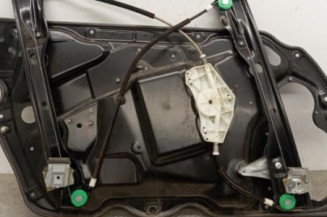 Leve vitre electrique avant droit VOLKSWAGEN PASSAT 5 Photo n°4