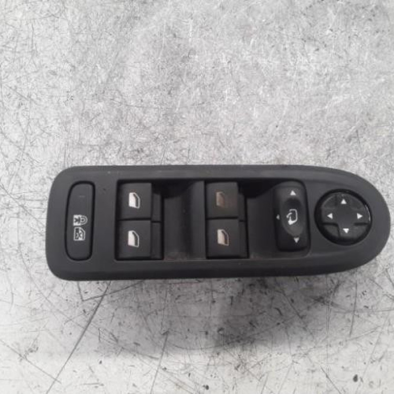 Interrupteur de leve vitre avant gauche PEUGEOT 508 1 SW