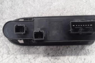 Interrupteur de leve vitre avant gauche PEUGEOT 508 1 SW