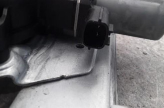 Leve vitre electrique avant droit DACIA DUSTER 1 Photo n°3