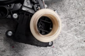 Leve vitre electrique avant gauche TOYOTA YARIS 2 Photo n°3