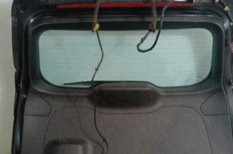 Malle/Hayon arriere FORD MONDEO 3 Photo n°3