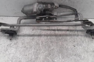 Moteur essuie glace avant TOYOTA VERSO