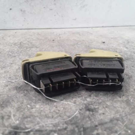 Interrupteur de leve vitre avant gauche RENAULT TWINGO 1