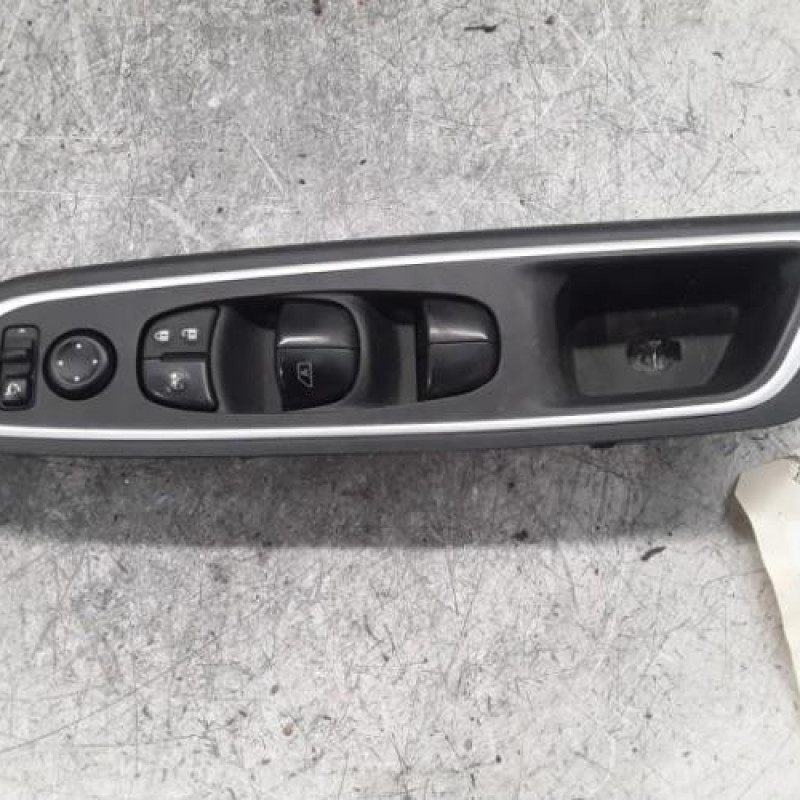 Interrupteur de leve vitre avant gauche NISSAN MICRA 5