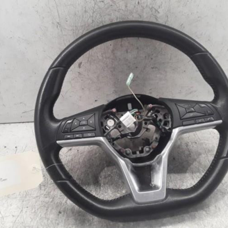 Volant NISSAN MICRA 5 Volant NISSAN MICRA 5