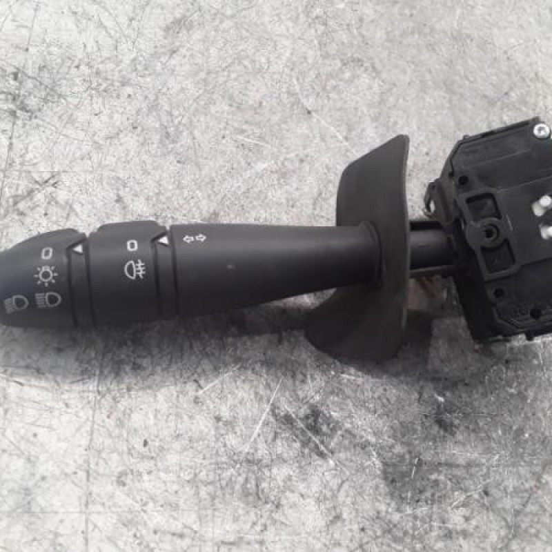 Commodo phare RENAULT CLIO 2