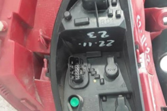 Feu arriere principal droit (feux) RENAULT CLIO 3 Photo n°3