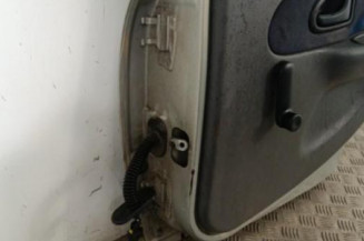 Porte arriere droit RENAULT CLIO 2 Photo n°8