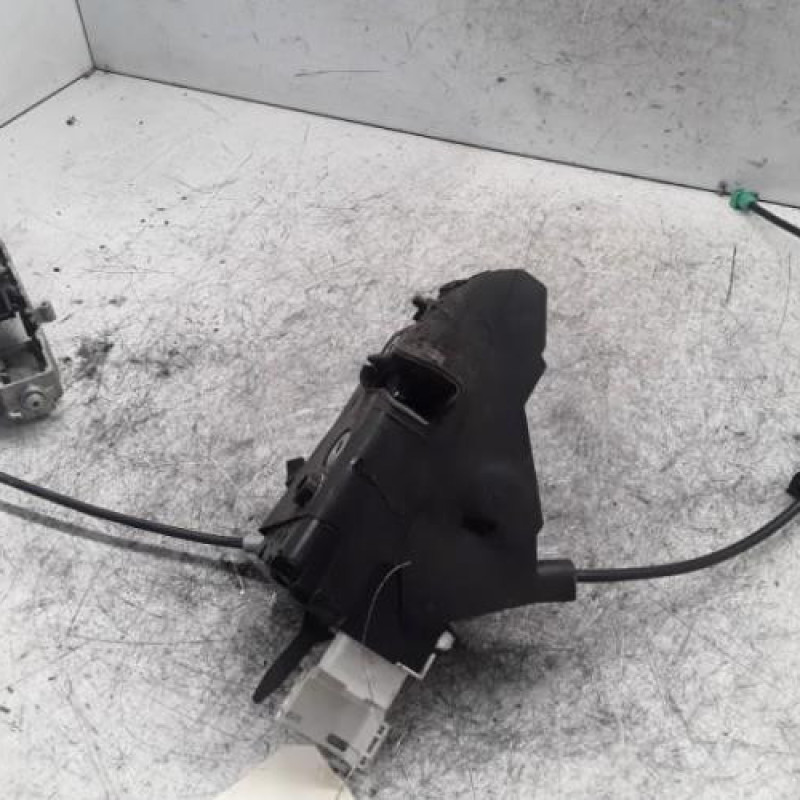 Serrure avant gauche CITROEN C4 1 Serrure avant gauche CITROEN C4 1