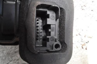 Serrure avant droit VOLKSWAGEN POLO 5