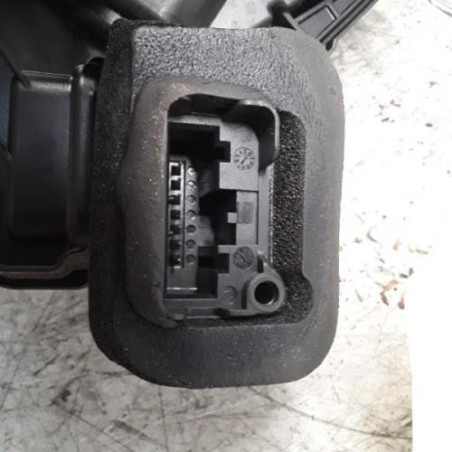 Serrure avant droit VOLKSWAGEN POLO 5