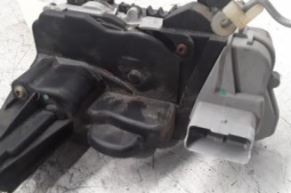 Serrure avant droit PEUGEOT 307