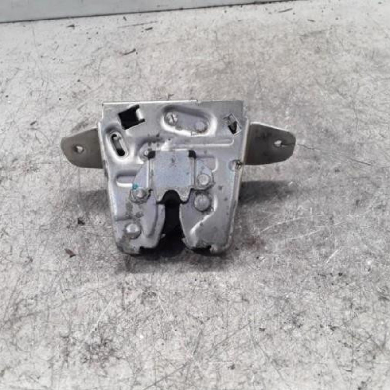 Serrure de hayon MERCEDES CLASSE GLA 156 Serrure de hayon MERCEDES CLASSE GLA 156